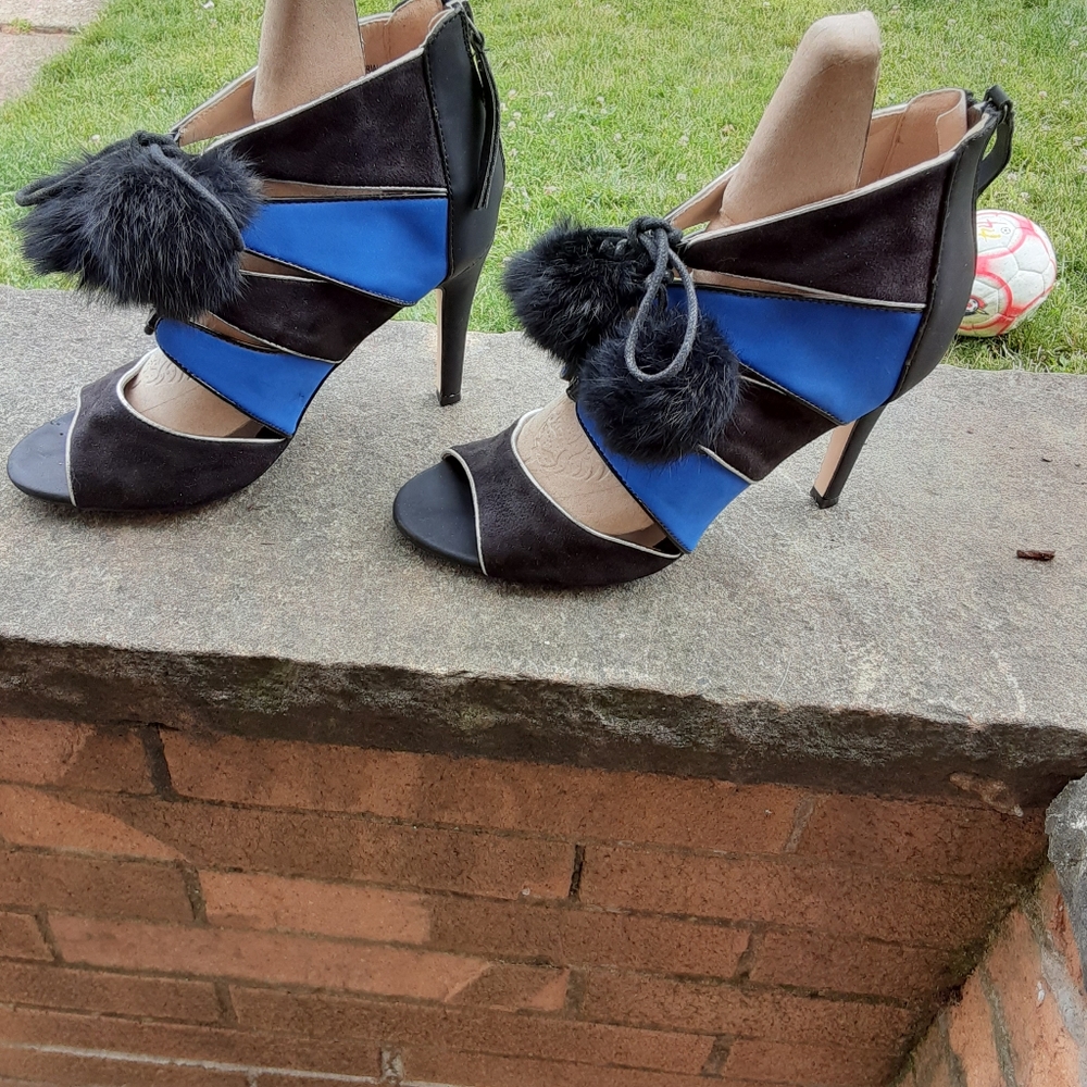 Open Toe heels - Picture 3 of 4